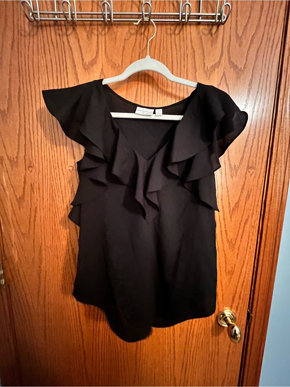 Bisou Bisou Black Ruffle V-Neck Cap Sleeve Blouse
